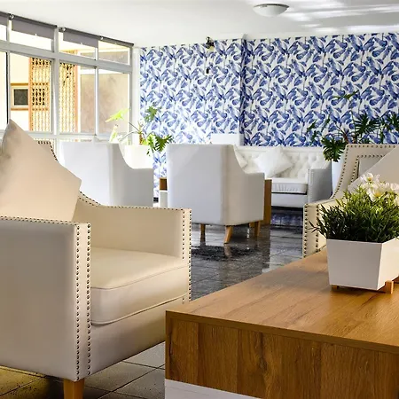 Camelias Apartment *
